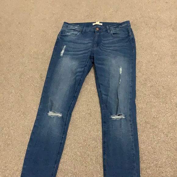 Forever 21 Distressed Denim Jeggings - Picture 3 of 4